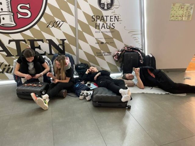 Miesto hotela v Orenburgu, pobudli na letisku v Samare