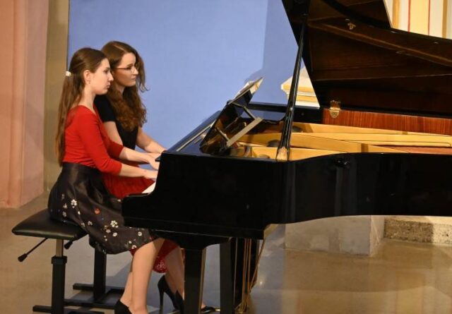 Rodinné striebro vo víre tanca