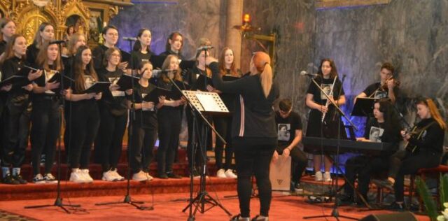 Celoslovenské stretnutie stredoškolských spevokolov