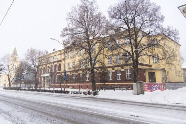 Koronavírus v Ružomberku zatvára triedy v meste