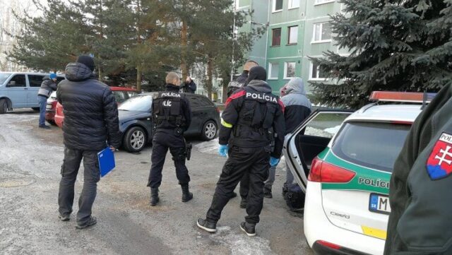 Policajná razia na Liptove: u vojakov hľadali drogy