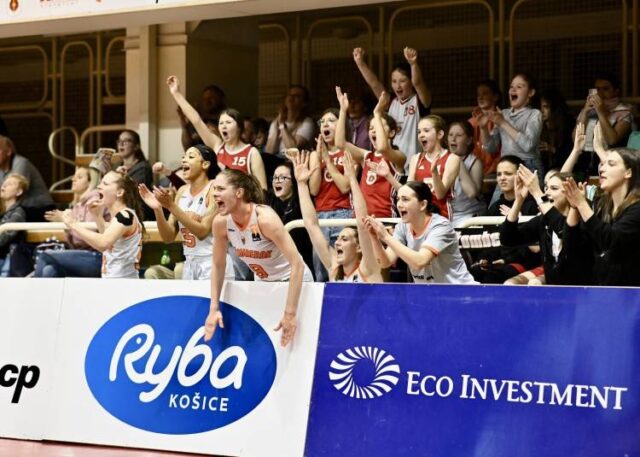 Ruža nevyužila výhodu domáceho prostredia a prehrala s Čajkami 65:67