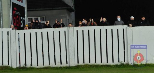 Futbalová Ruža verejne podporuje vakcináciu