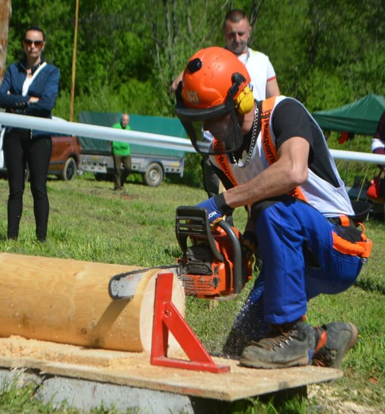 Medzinárodné drevorubačské zápolenie v Liptovskej Osade