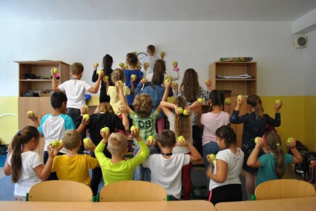 Čerstvé hlavičky budú chodiť do školy