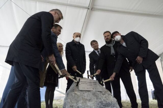 V Ružomberku poklopali základný kameň bytového domu
