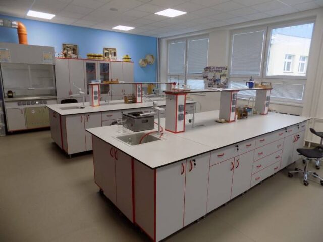 Kanaďan daroval polytechnickej škole tisíce eur