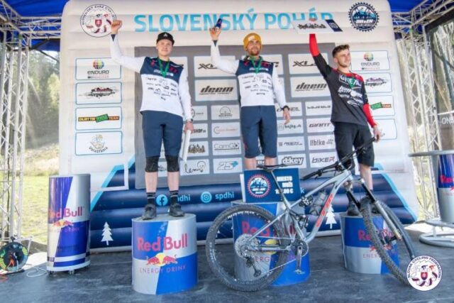 Cyklistický enduráci na Málinom Brde a v Hrabove