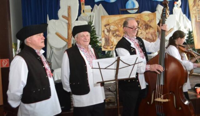 Fašiangové zvyky ožili medzi seniormi