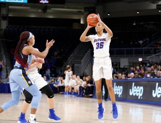 Ruža bude mať pod košom dve hráčky spoza  veľkej mláky