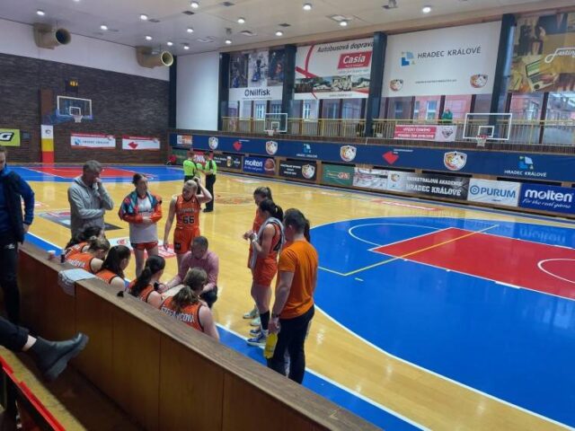 Česko-slovenský pohár:  KP Brno - MBK Ružomberok 54:83