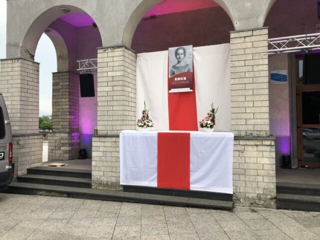 Katolíci slávili sviatok spojený s procesiami