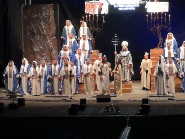 Papier v Harmanci vyrábajú už takmer dvesto rokov