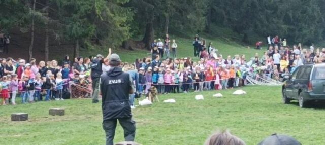 Policajti, hasiči aj záchranári predviedli, čo dokážu