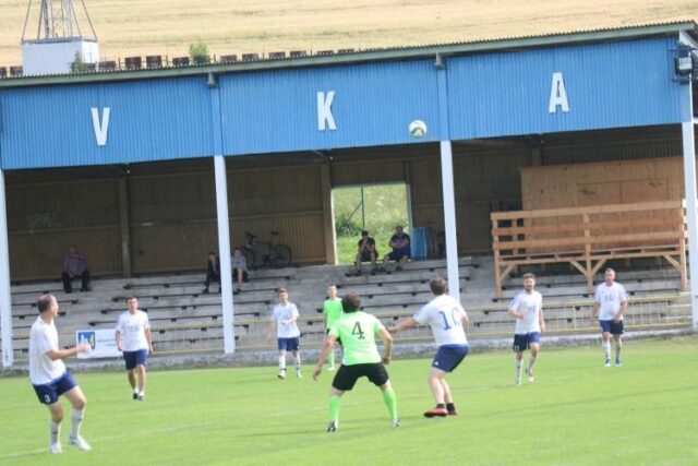 V Slovenskom pohári dva tímy preskočili prekážku a jeden končí