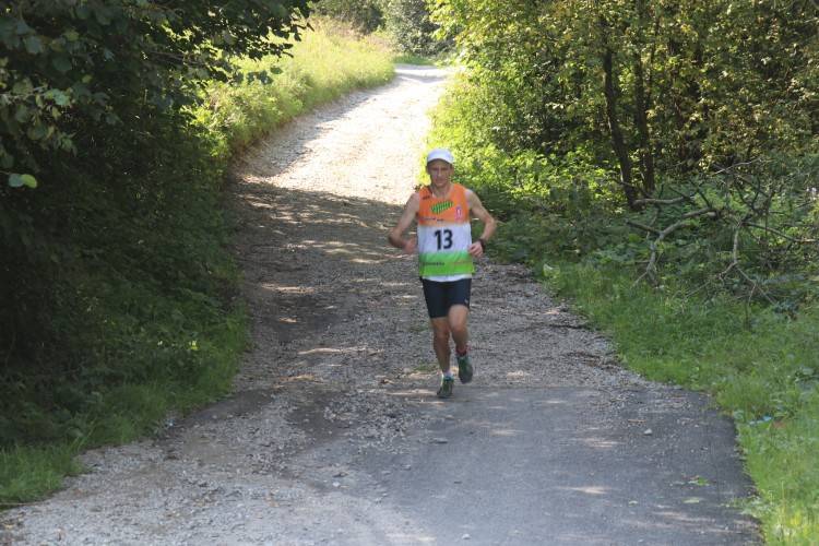 Najprv jazda na bicykli a potom bežecký úsek do kopca