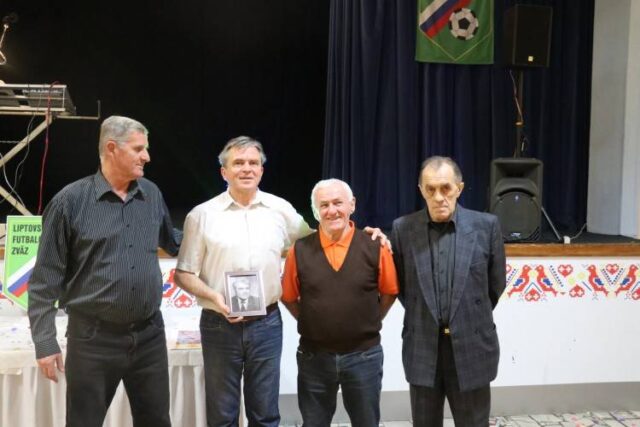 Futbalista Anton Škorupa ma 75 rokov