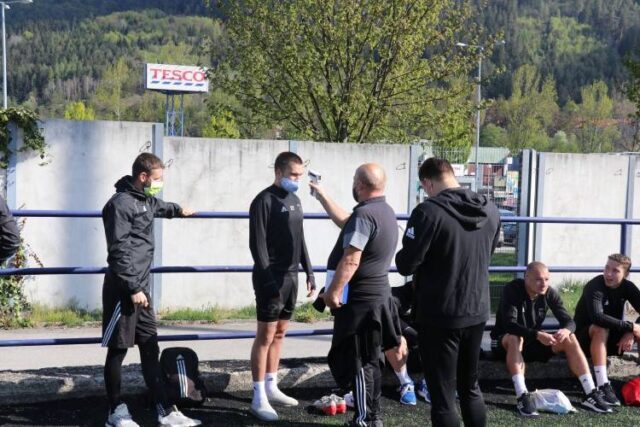 Futbalová Ruža ukrojila zahrievací týždeň