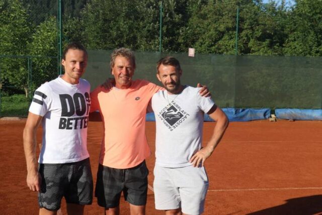 Pätnásty formát chlpatej loptičky na Klačne v plnom prúde