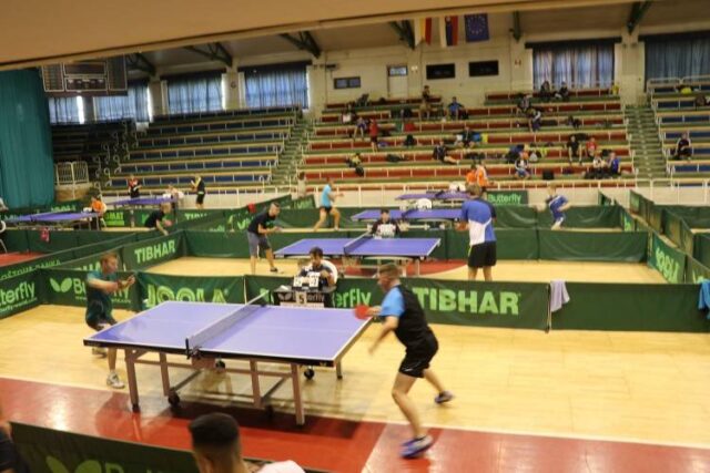 Tradičný pingpongový podnik