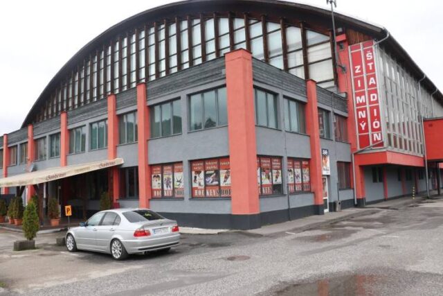 Zimný štadión S. Mikitu ovládnu skoky a piruety