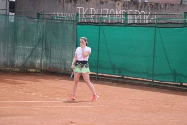 V tenisovej extralige po Slovane, aj s Nitrou 0:5