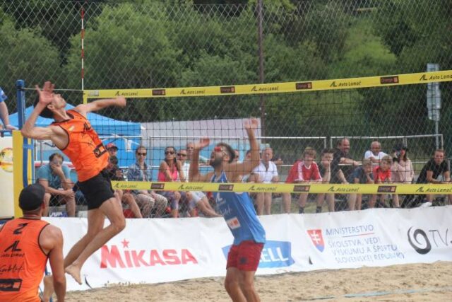 Veľký plážový event na Klačne