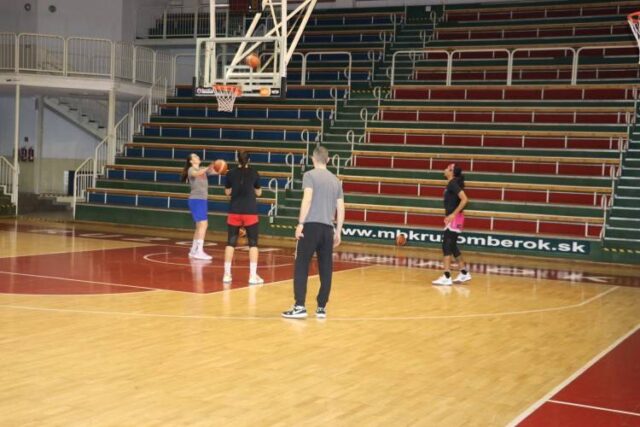 Sobotňajší zápas pod ženskými košmi Piešťany - Ružomberok je odložený