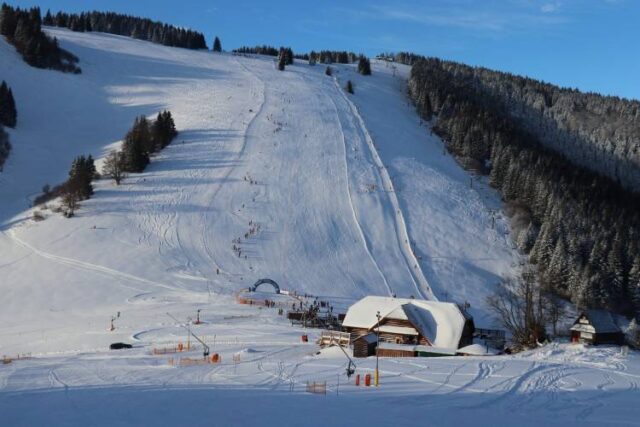 V nedeľu na Málinom Brde chcú spustiť snežné delá