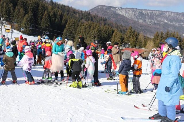 Na Málinom Brde ocenili Napoleona a kočku v kroji