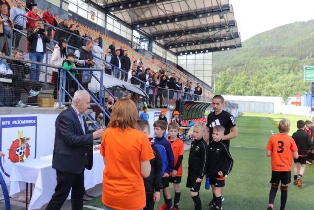 Vydarená futbalová spomienka na Popola