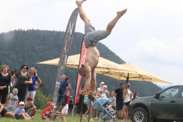 Boli sme na vydarenom mixe zábavy i súťažného náboja na Málinom Brde