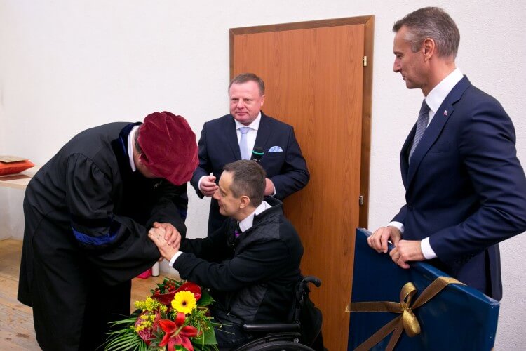 Jánovi Riapošovi udelili čestný doktorát