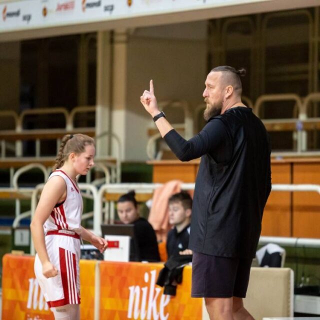 Basketbalové kadetky idú na Slovensko z tretej pozície