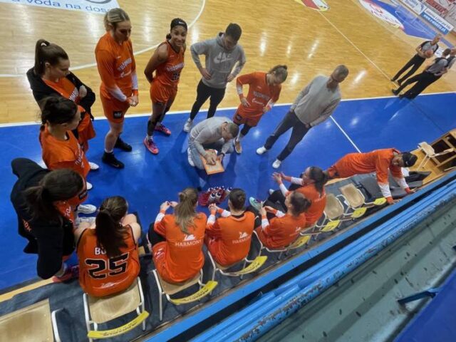 Ruža rozbila anjelky na ich palubovke - 85:62