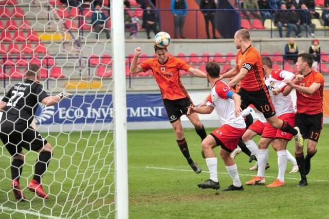 Nepríjemná sprcha: prehra  s Liptovským Mikulášom 2:5