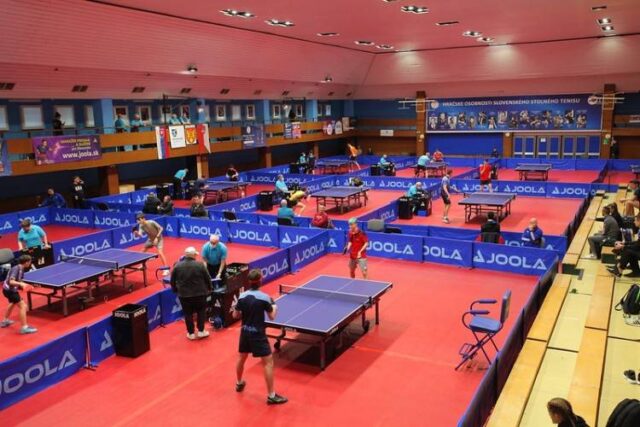 V hlavnom meste súboje o stolnotenisové tituly