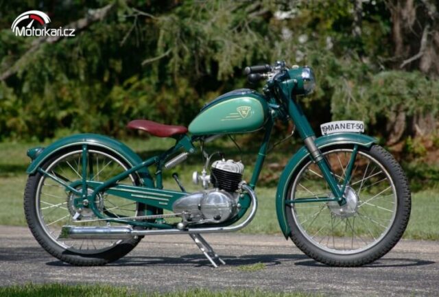 XIII. ZRAZ MOTOCYKLOV MANET M-90