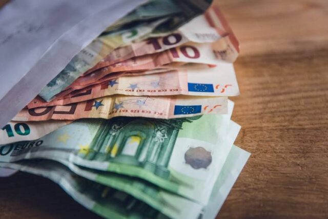 Žena poslala podvodníkom vyše štyridsaťtisíc eur