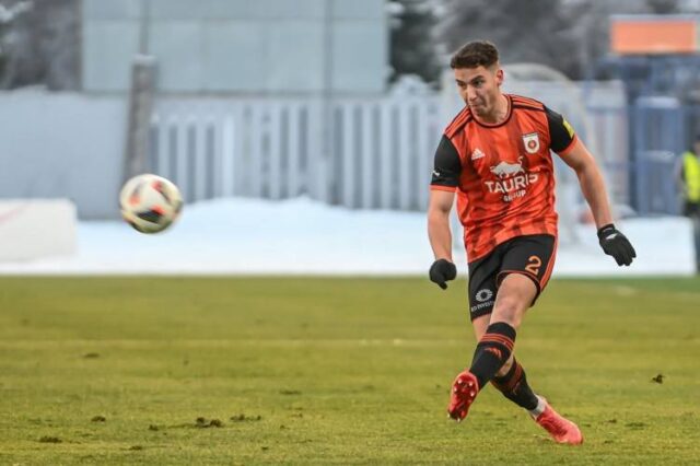 O Vianociach s futbalistom A. Mojžišom