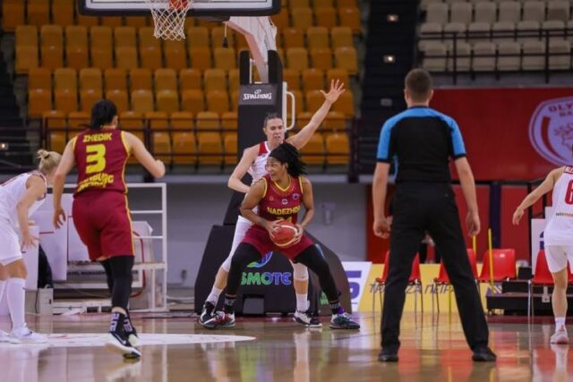 Prvý súboj o postup medzi najlepšiu šestnástku