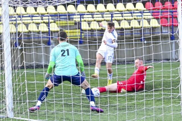 Futbalisti spod Čebraťa otvorili prípravu remízou