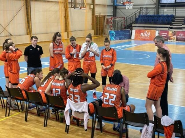 Ruža podľahla v Piešťanoch o jedenásť bodov - 64:75