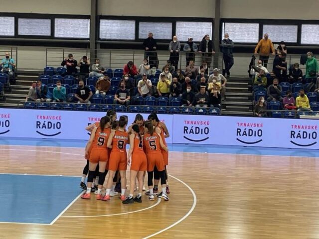 Piešťany - Ružomberok 69:61, tretí zápas sa hrá v sobotu