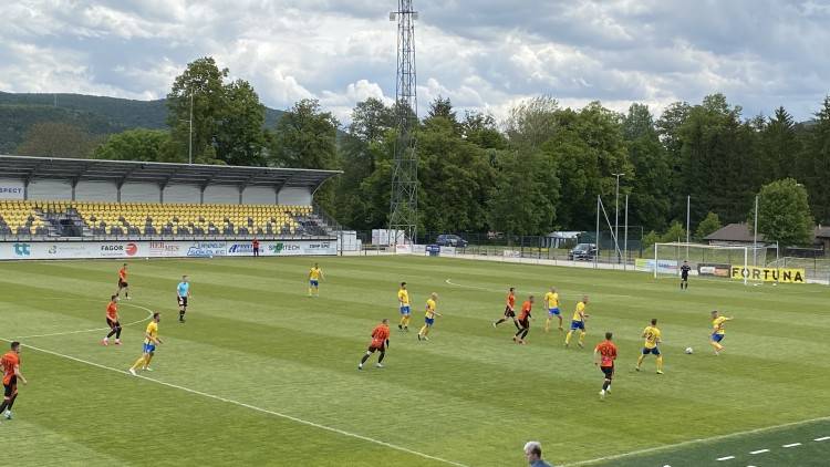 Ruža prehrala pri Hrone 1:3