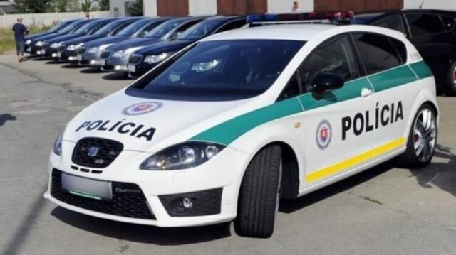 Rýchla jazda pod vplyvom alkoholu aj krádeže, toto riešili ružomberskí policajti