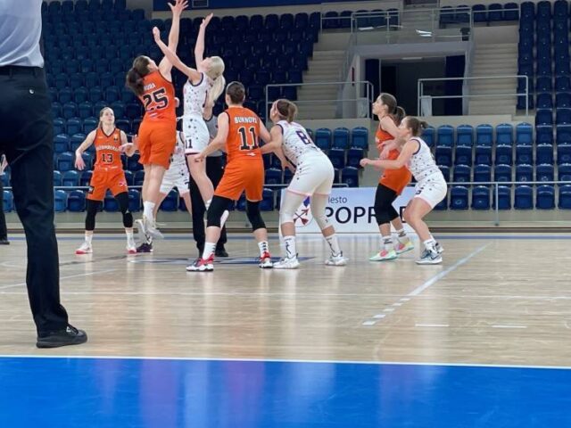 Ruža v Poprade štvrtý raz pokorila stobodovú hranicu - 112:49