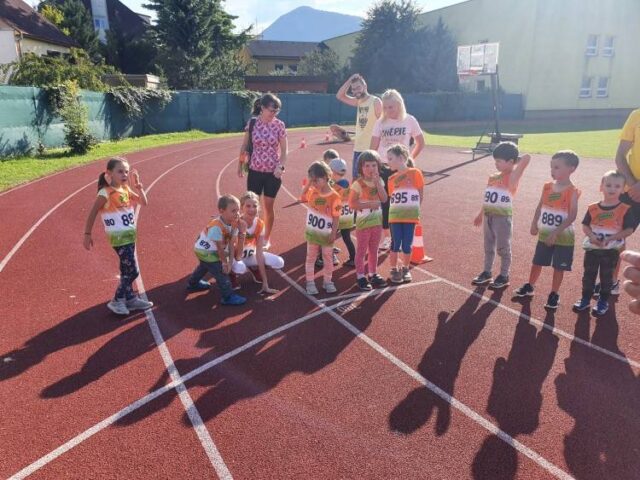 Lákavé motúzy kráľovnej športu na Zarevúcej