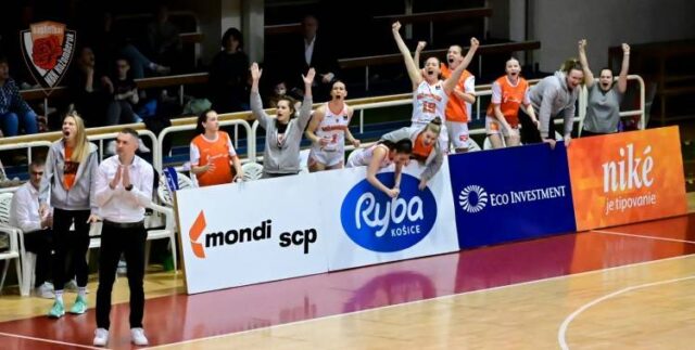 Zajtra posledné dejstvo o tretí flek: Ružomberok - Young Angels