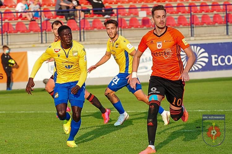 V 5. kole nadstavbovej časti FL: Ružomberok - Dunajská Streda